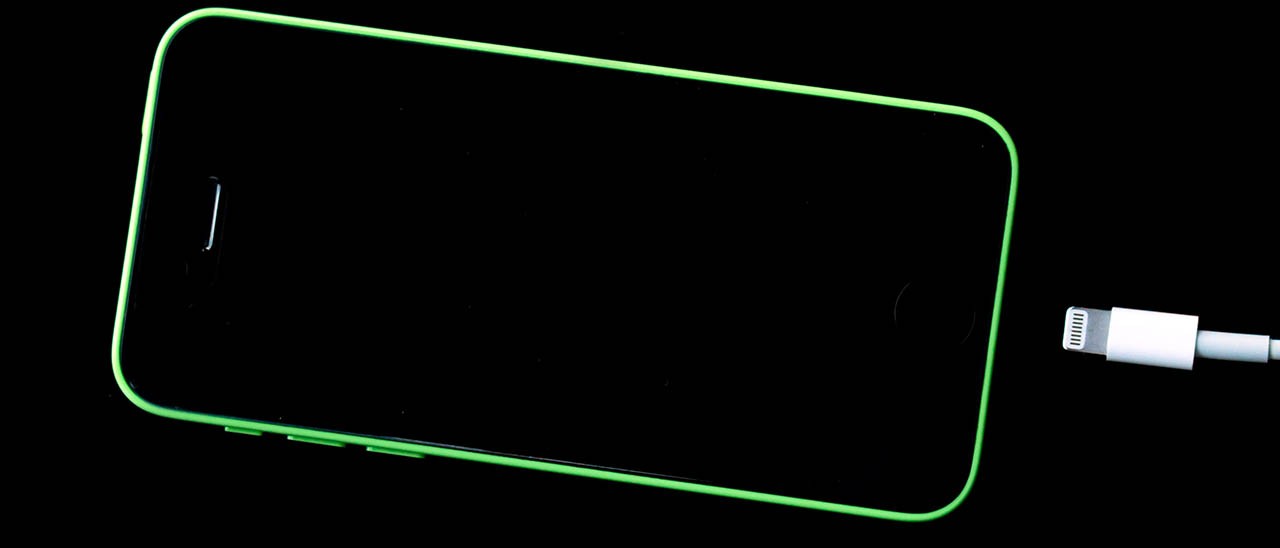 iPhone traccia l'utente anche a batteria scarica?