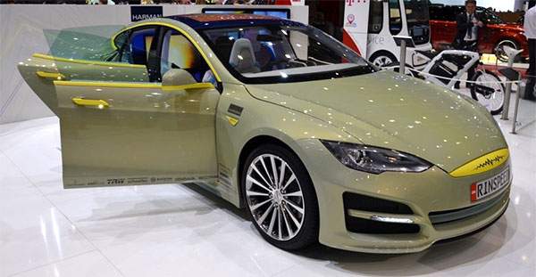 Rinspeed XchangE al Salone dell'auto di Ginevra 2014