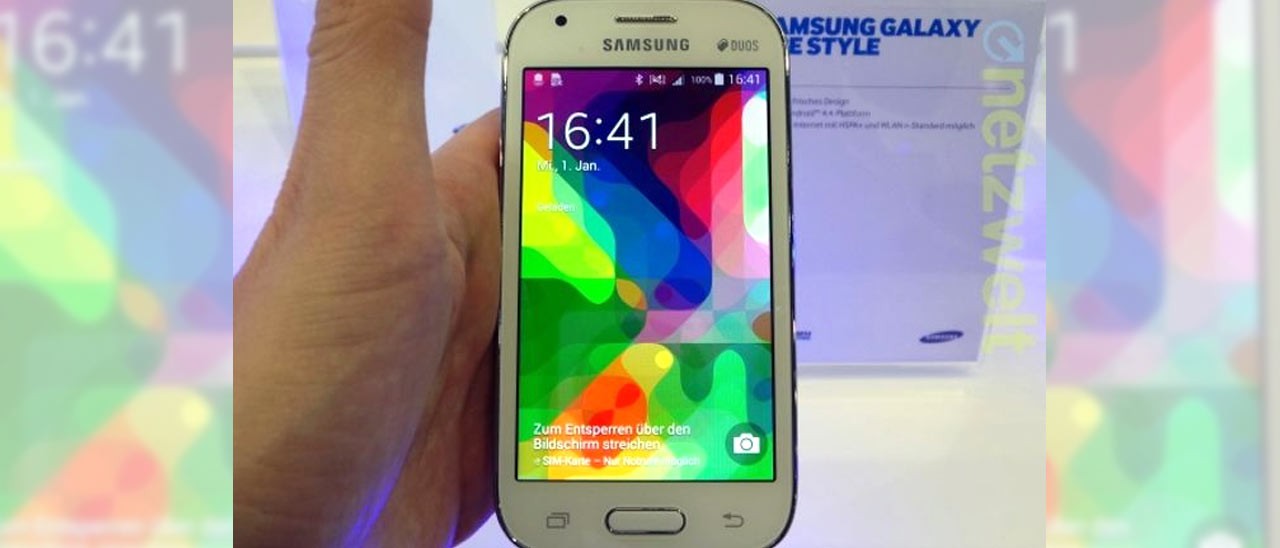 Samsung Galaxy Ace Style con Android 4.4 KK