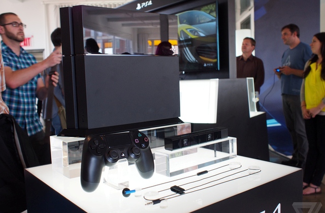 PlayStation 4 a quota 7 milioni di unità vendute in tutto il Mondo