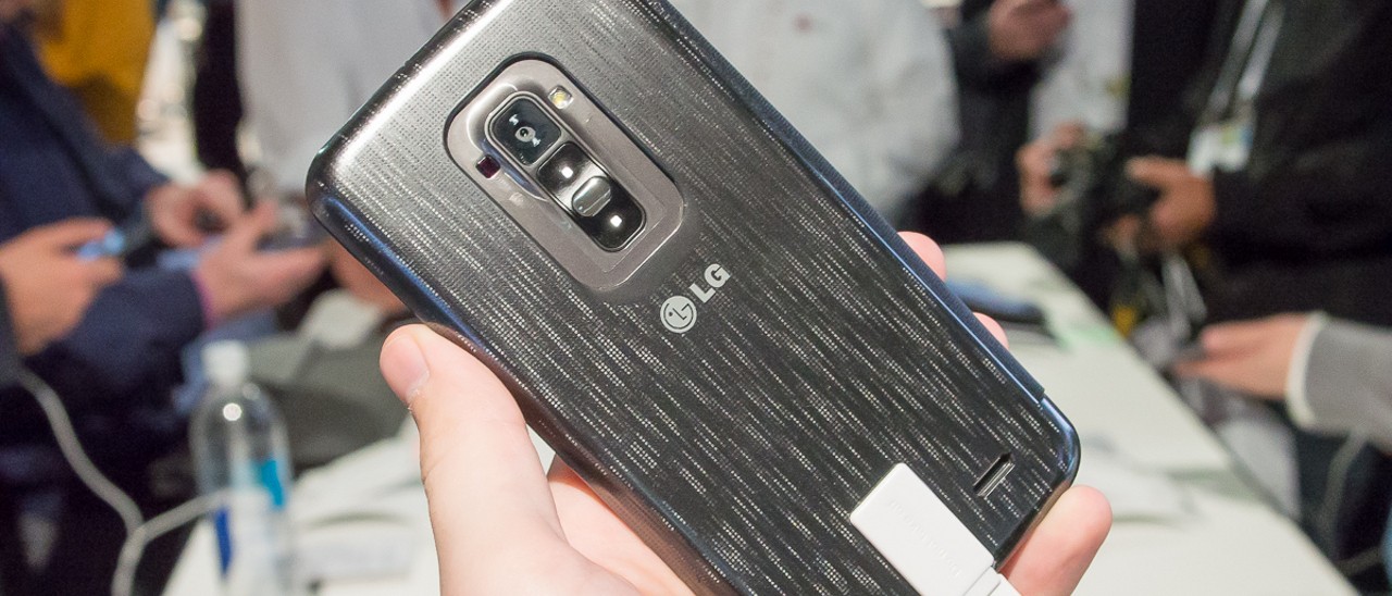 LG G Flex, in sviluppo un nuovo modello