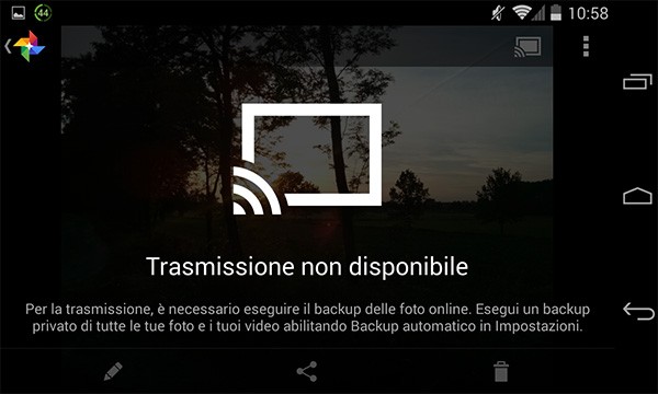 Per visualizzare i contenuti di Google+ Foto sulla TV attraverso Chromecast è necessario attivare il backup automatico
