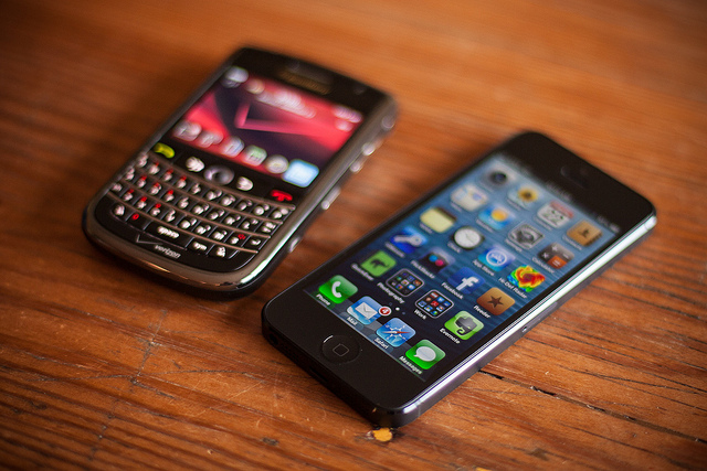 Confrontare smartphone online: ecco quali sono i migliori siti per farlo