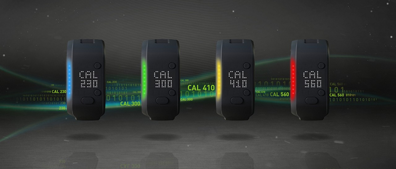 Un bracciale Adidas che fa da personal trainer