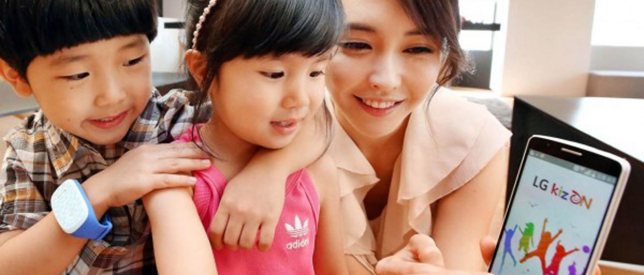 LG KizON, un bracciale per controllare i figli