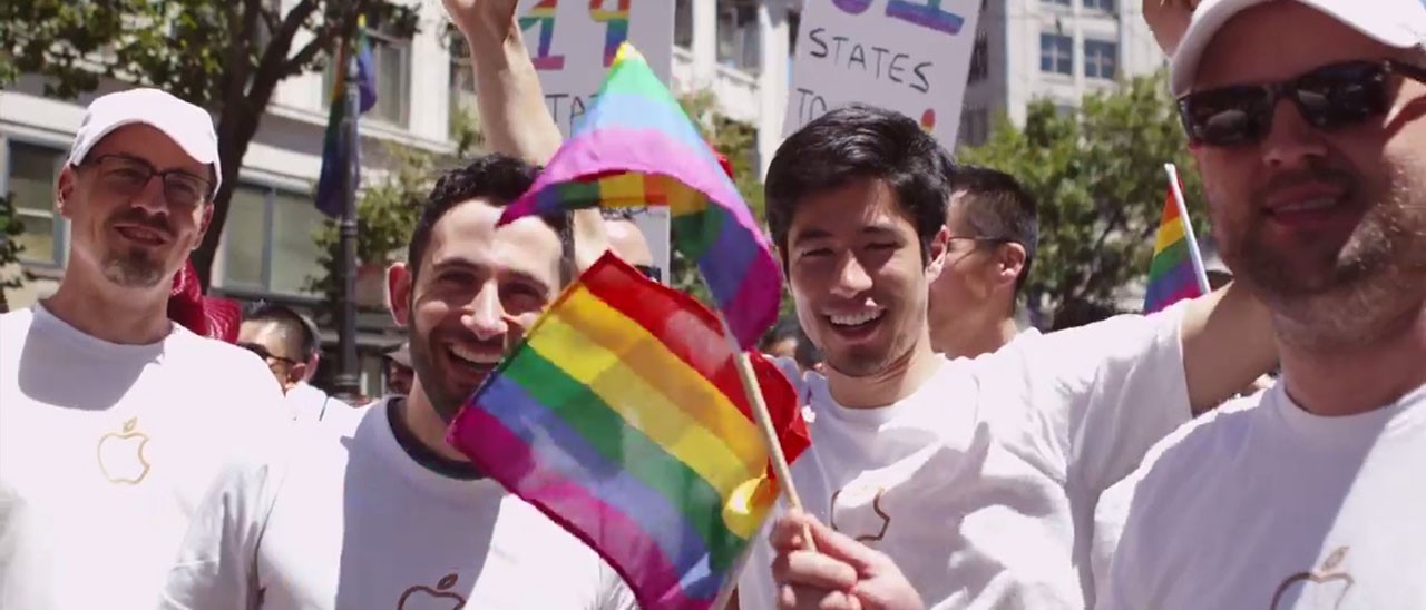 Apple omaggia il Gay Pride di San Francisco