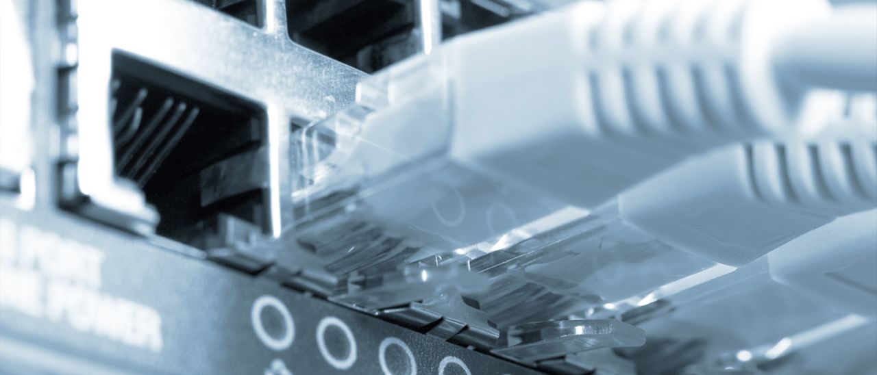 AGCOM: vola la fibra ottica in Italia