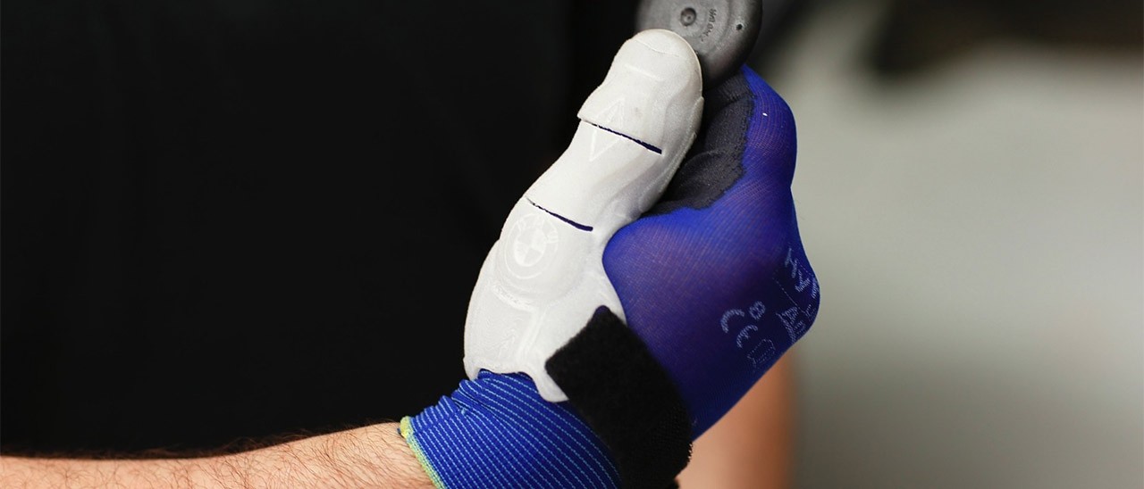 Un pollice stampato in 3D per gli operai BMW