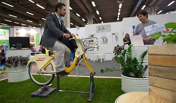 La #SCE è l'occasione di conoscere i molti progetti ed esperienze delle città, ognuna ideatrice di un proprio modello locale di intelligenza urbana. La somma e il confronto di queste esperienze rappresentano il cuore delle smart city italiane.