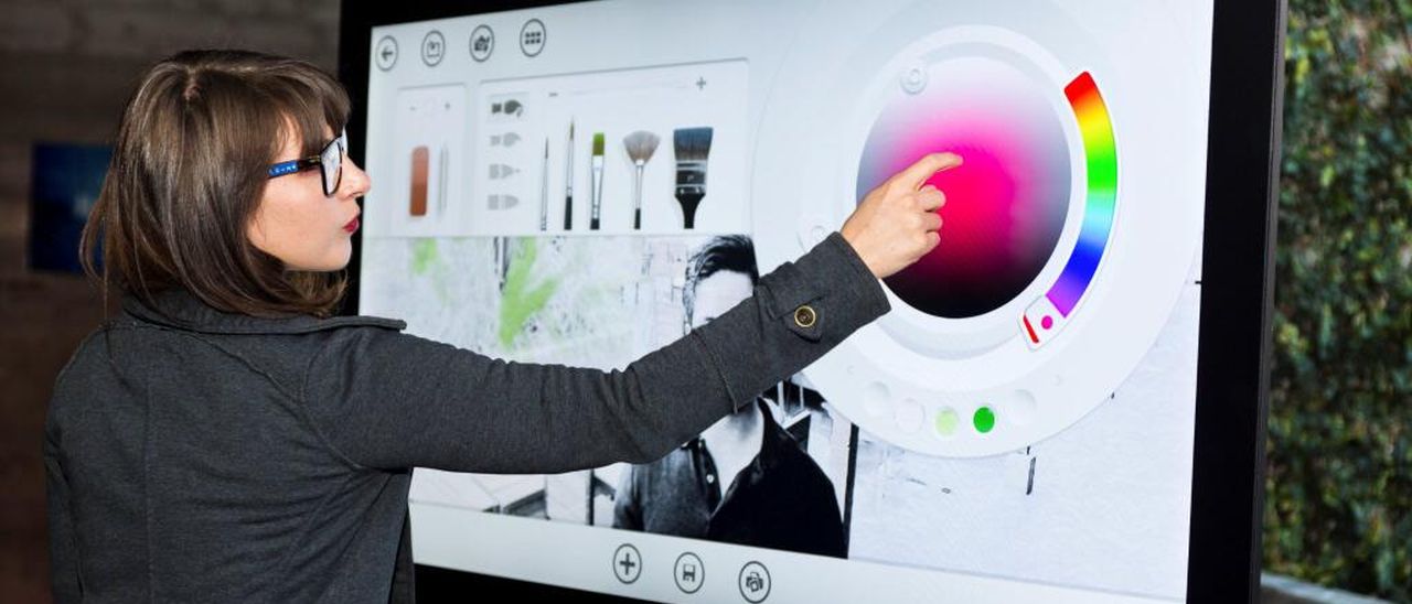 Microsoft produrrà enormi display touch per tutti