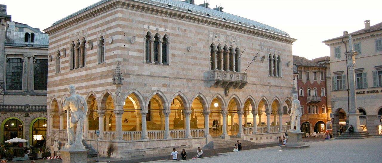 Il comune di Udine abbandona Microsoft