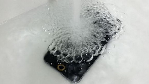 iPhone 6 infrangibile e waterproof, le ultime rivelazioni dalla Cina