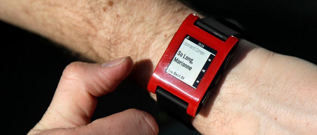 Pebble costa di meno e introduce diverse novità