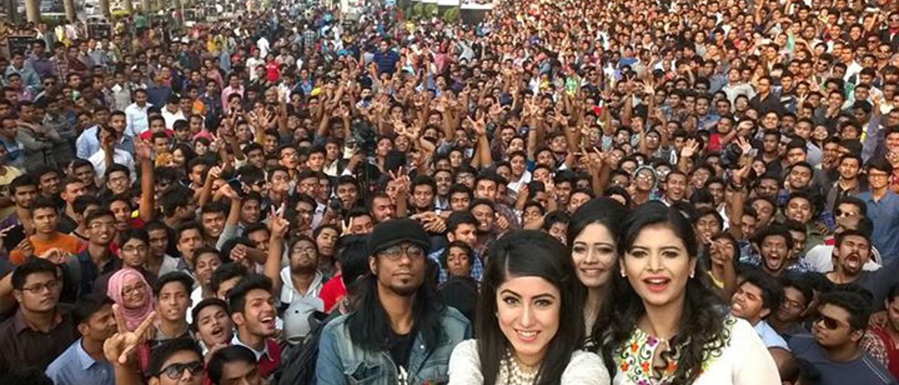 Lumia 730 usato per un selfie da record