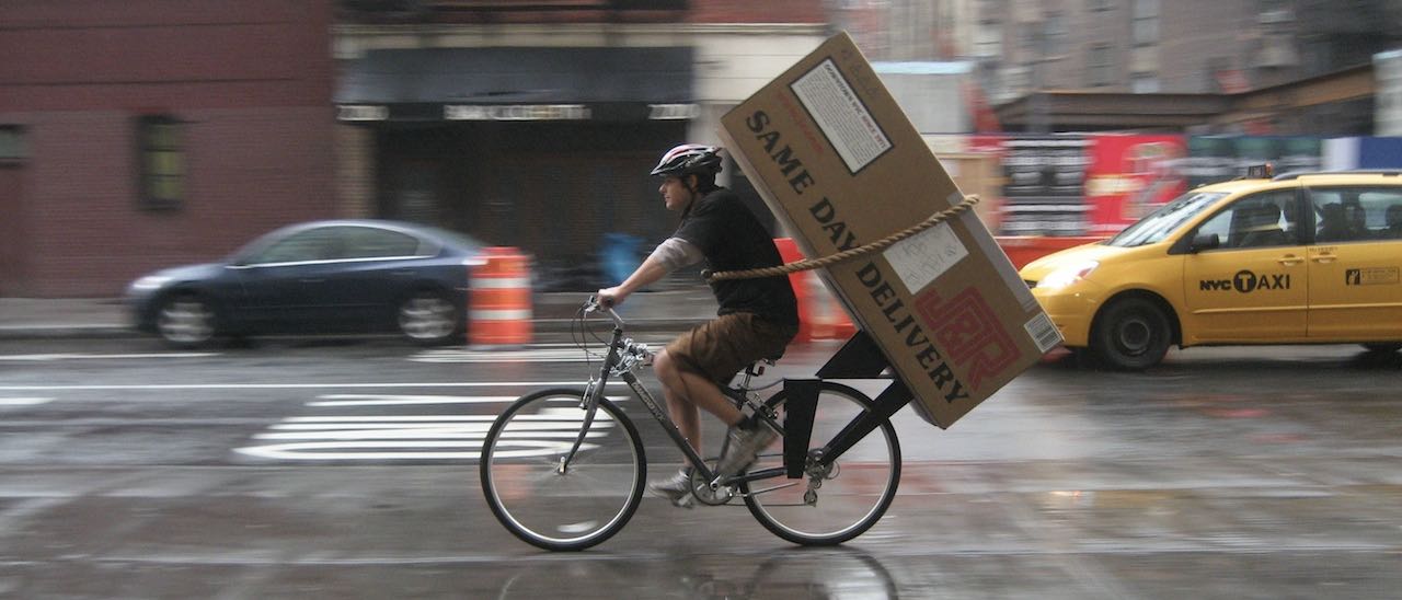 Amazon, consegne in un'ora in bicicletta