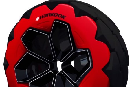 Un particolare del concept Dakar che ha vinto il Design Challenge di Hankook