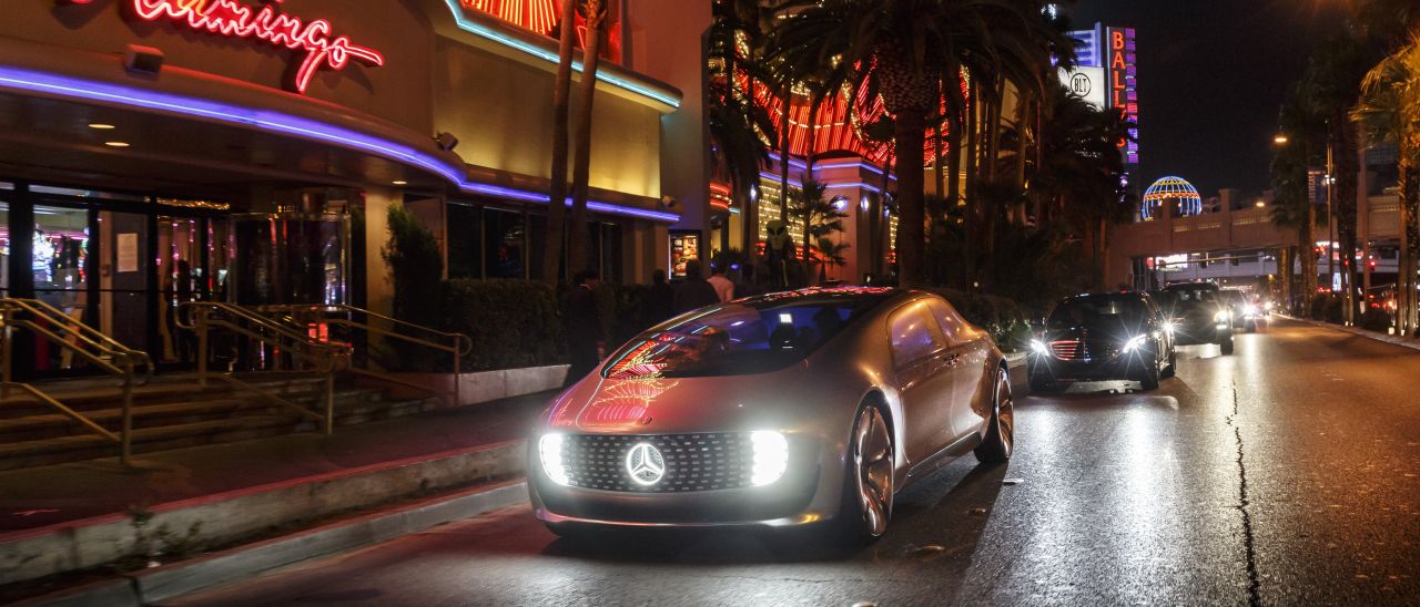 CES 2015: Mercedes F 015 Luxury in Motion
