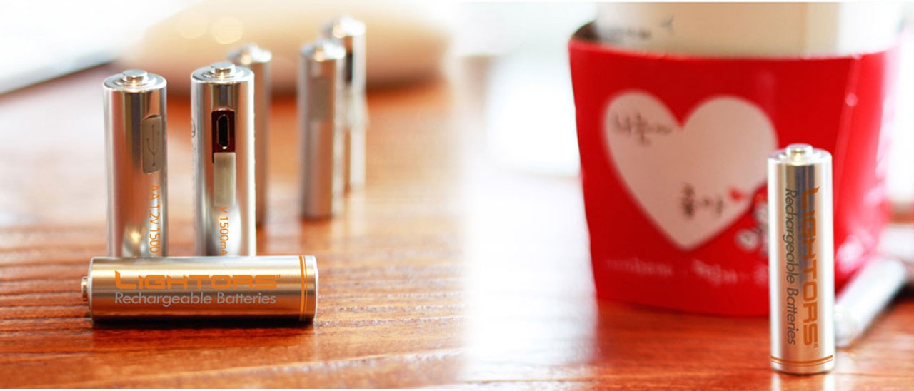 Lightors, pile ricaricabili con porta micro-USB
