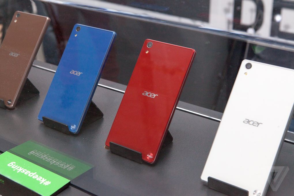 Acer Liquid X2, tre SIM e batteria da 4000 mAh