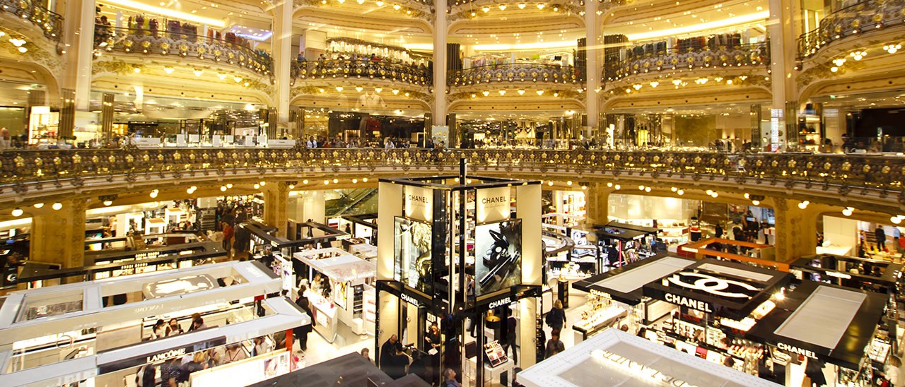 Tim Cook a Parigi per il lancio di Apple Watch