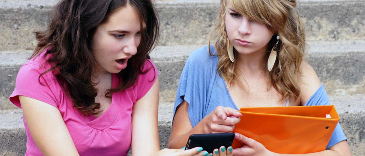 Linee guida e legge sul cyberbullismo