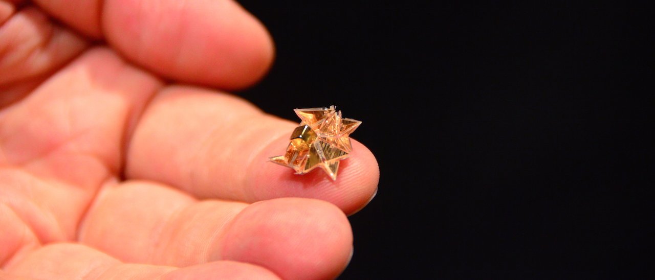 MIT Origami Robot: cammina, nuota e si scioglie