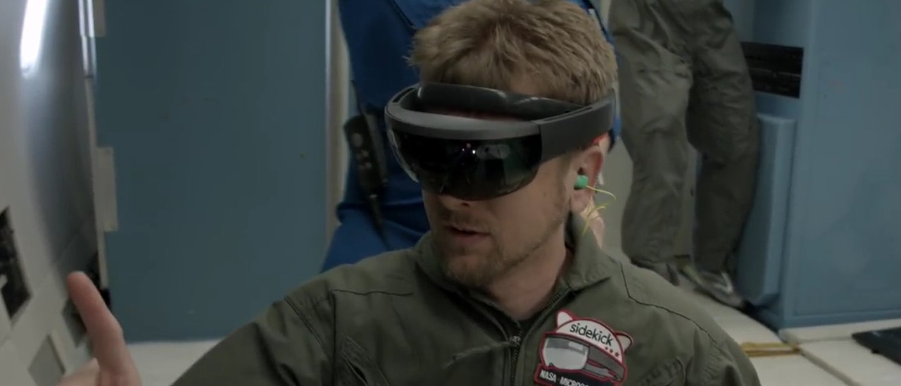 Microsoft Hololens, migliaia di vendite