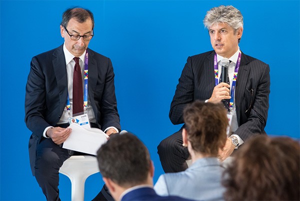 Giuseppe Sala (commissario unico Expo) e Marco Patuano (amministratore delegato Telecom Italia) al TIM Energy Day 2015