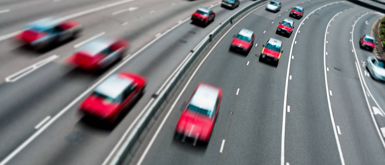 Lane departure warning: sicurezza tra le linee