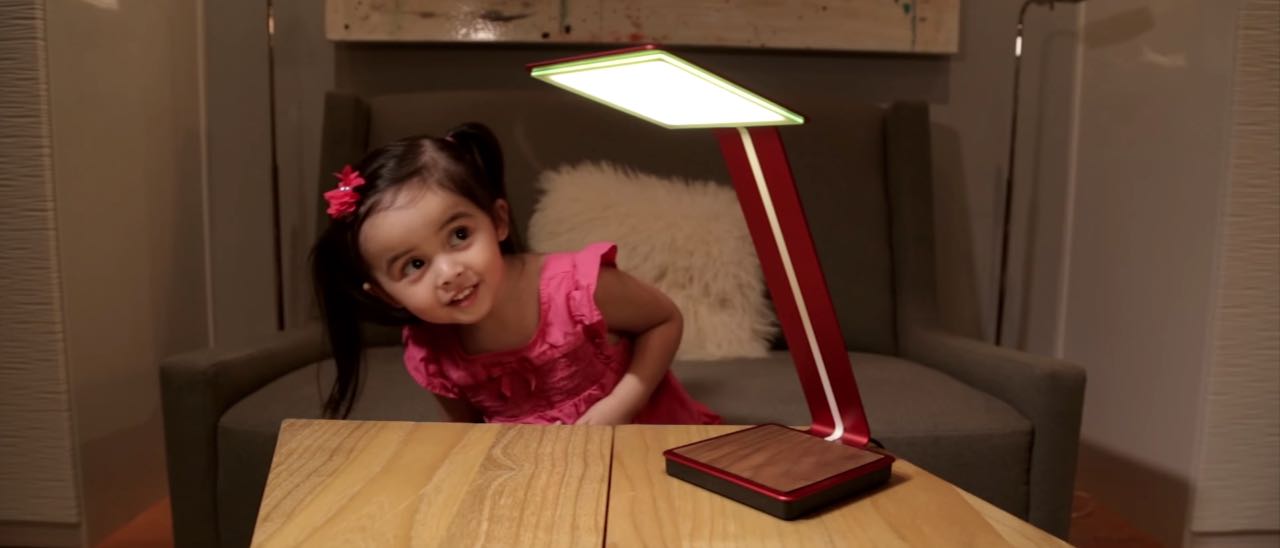 Aerelight A1, lampada OLED con ricarica wireless