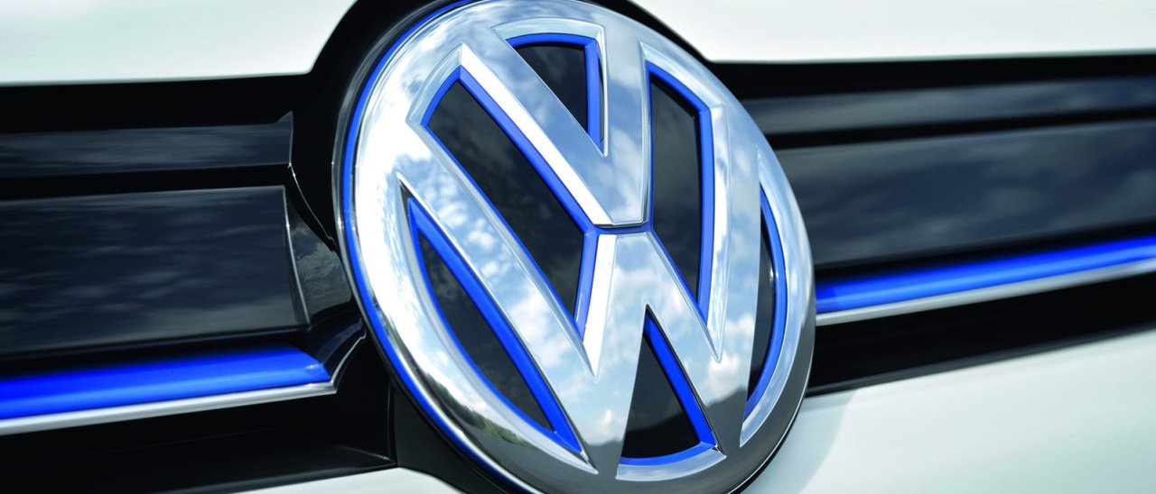 Volkswagen, 300 auto elettriche entro il 2030