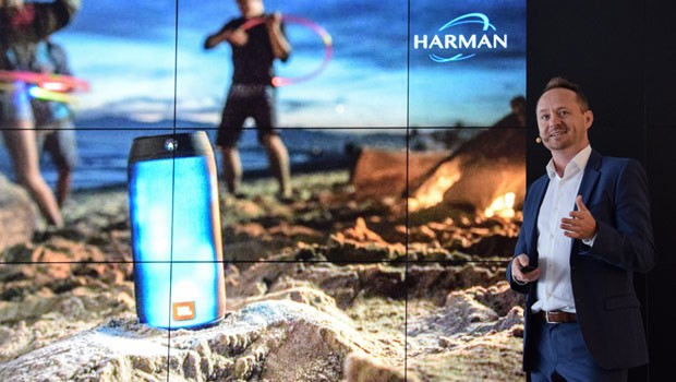 La presentazione dei nuovi prodotti Harman all'IFA 2015 di Berlino