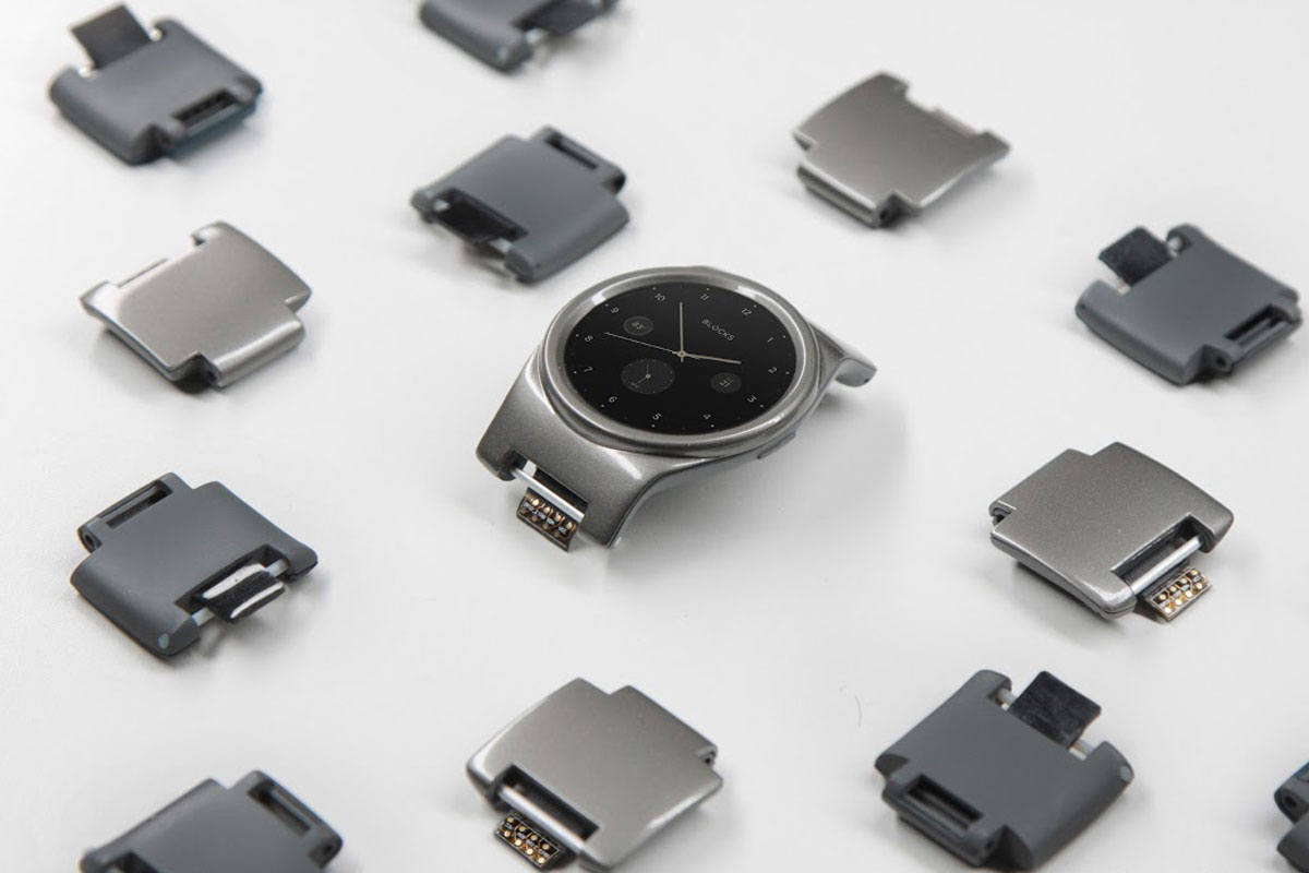 Blocks smartwatch