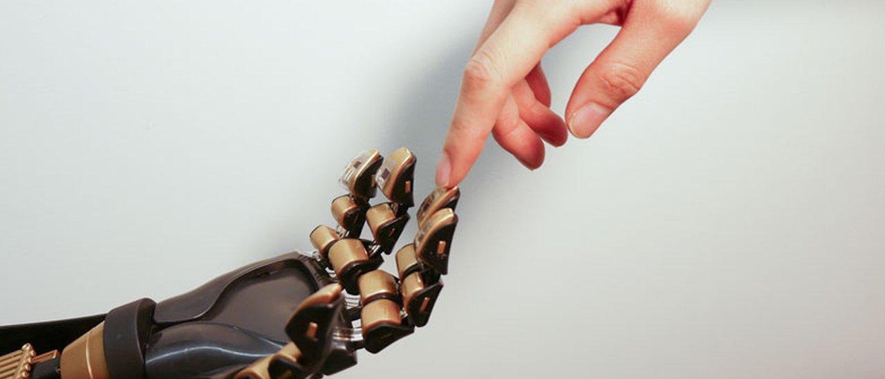 Pelle artificiale sensibile alla pressione da Stanford