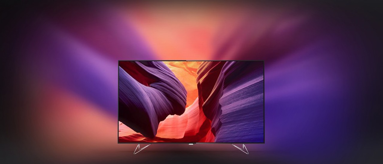 Philips AmbiLux UHD TV con Ambilight Projection