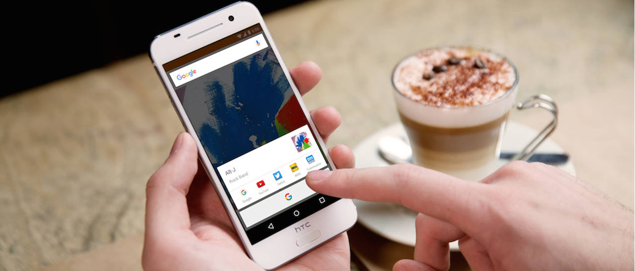 HTC annuncia HTC One A9 con Android 6.0