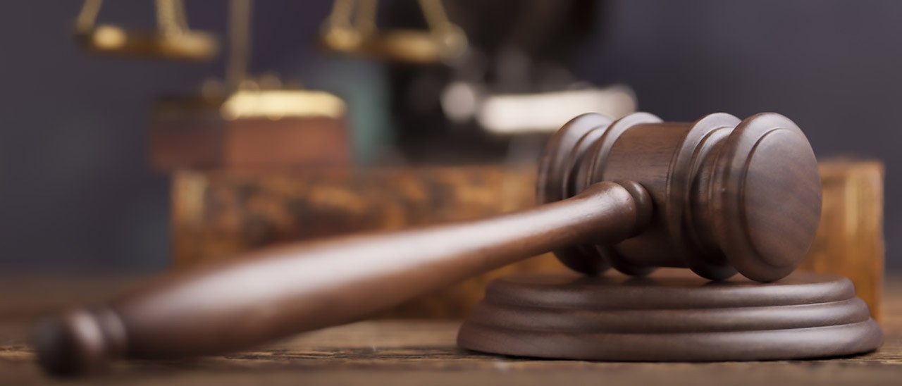 Apple dovrà aiutare l'FBI per San Bernardino