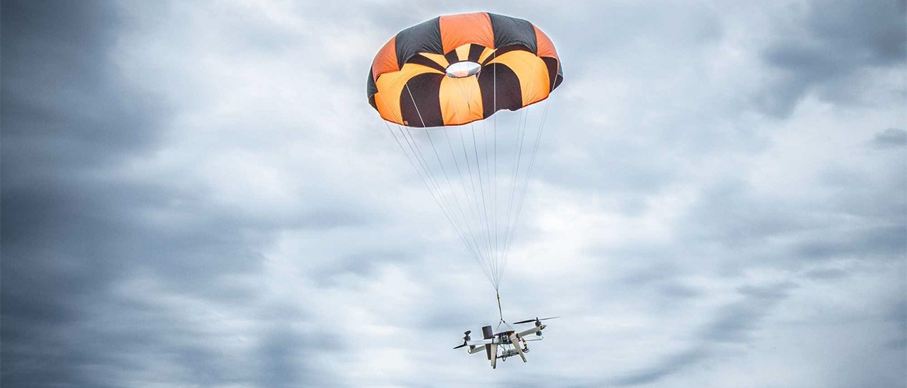 SkyCat, il paracadute per droni