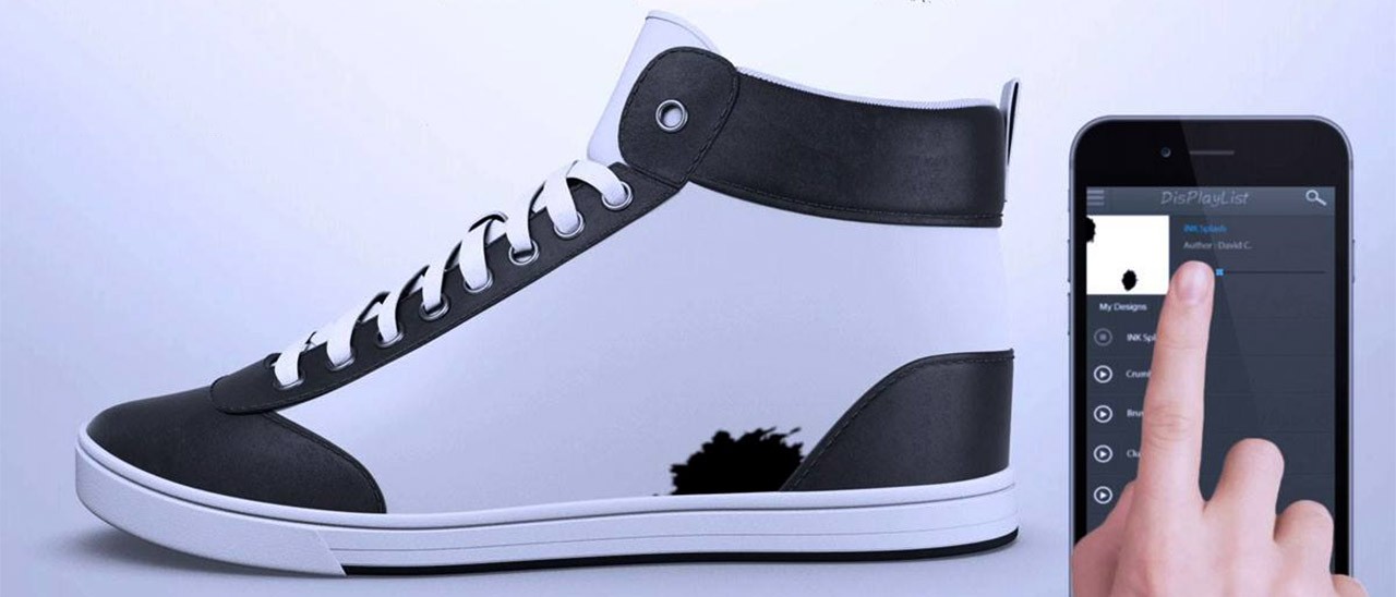Le scarpe con display e-paper: ShiftWear