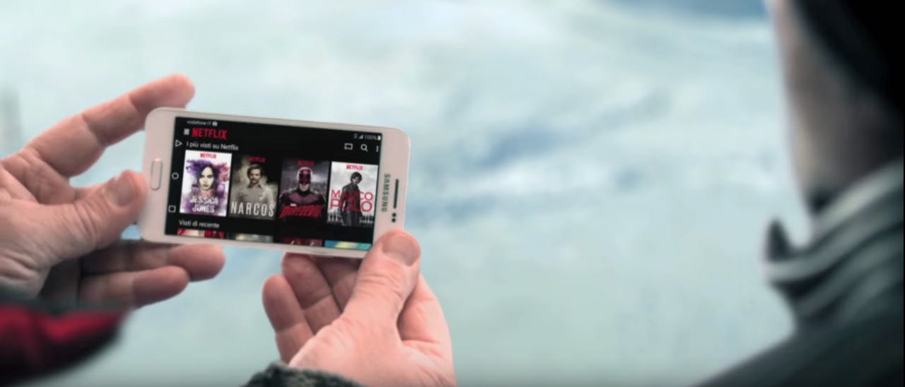 Natale 2015, Vodafone lancia la Christmas Card