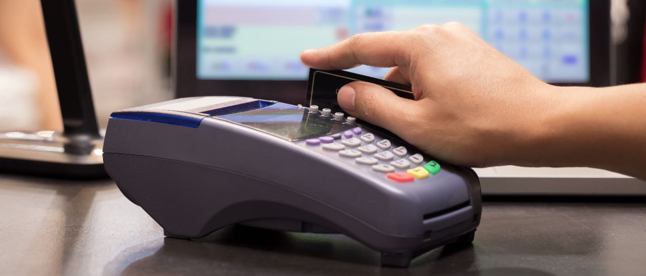 E-payment, il caffè si pagherà con il bancomat