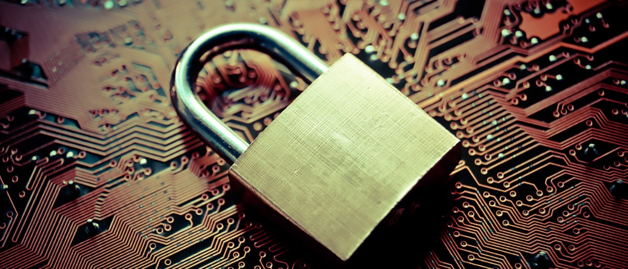 BlackBerry, Chen: eccesso di privacy da Apple