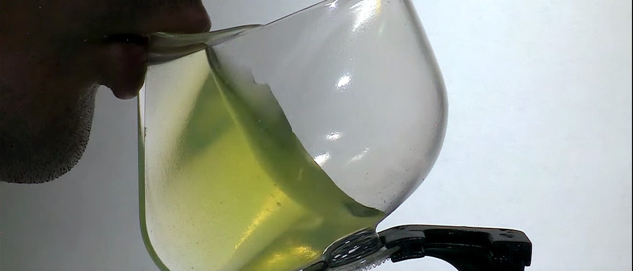 NASA: la Space Cup per bere in assenza di gravità