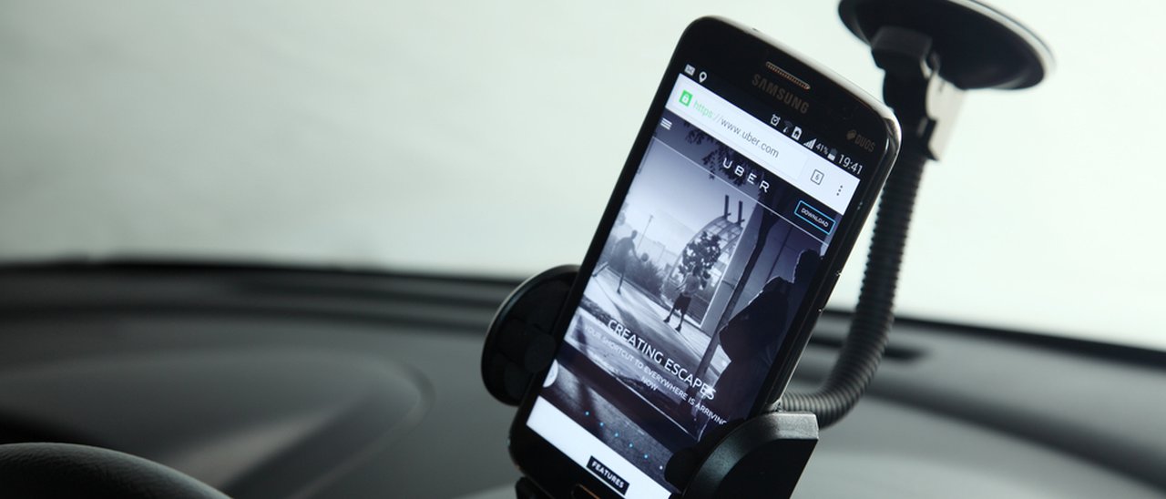 Uber verifica i feedback con lo smartphone