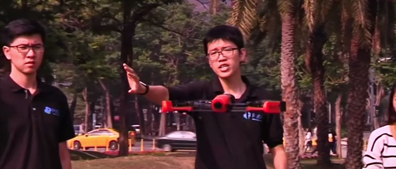 I droni si controllano con l'Apple Watch