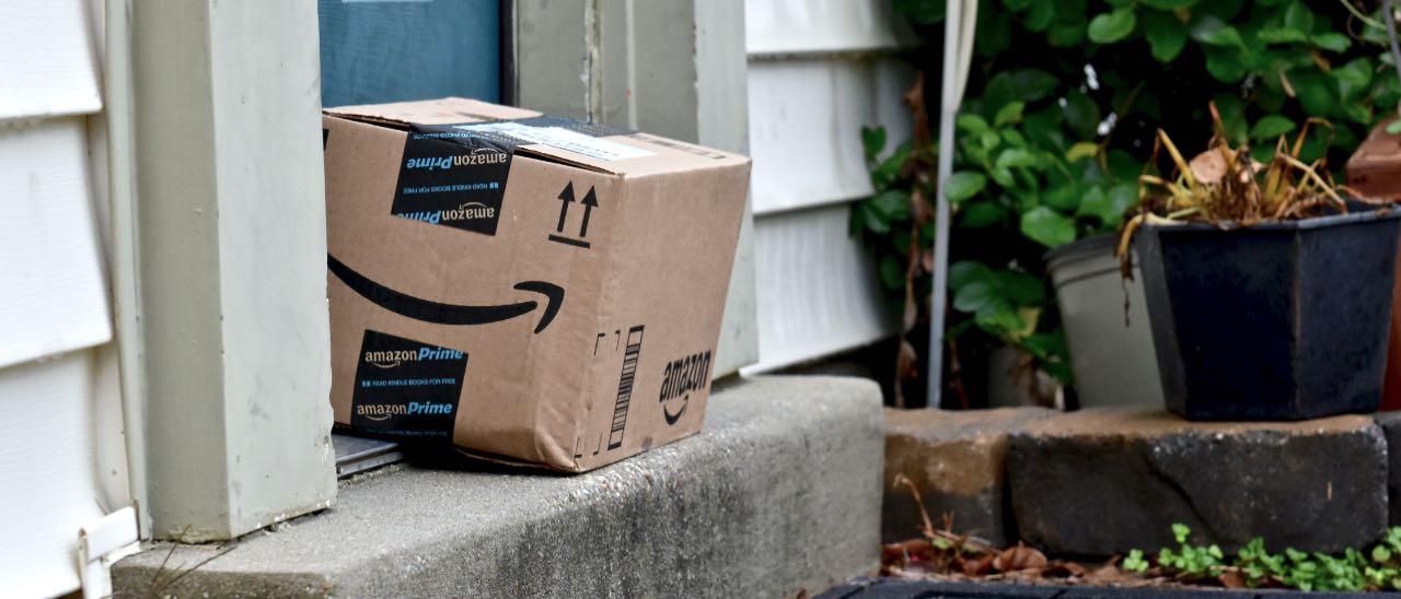Amazon pronta a sfidare UPS e FedEx