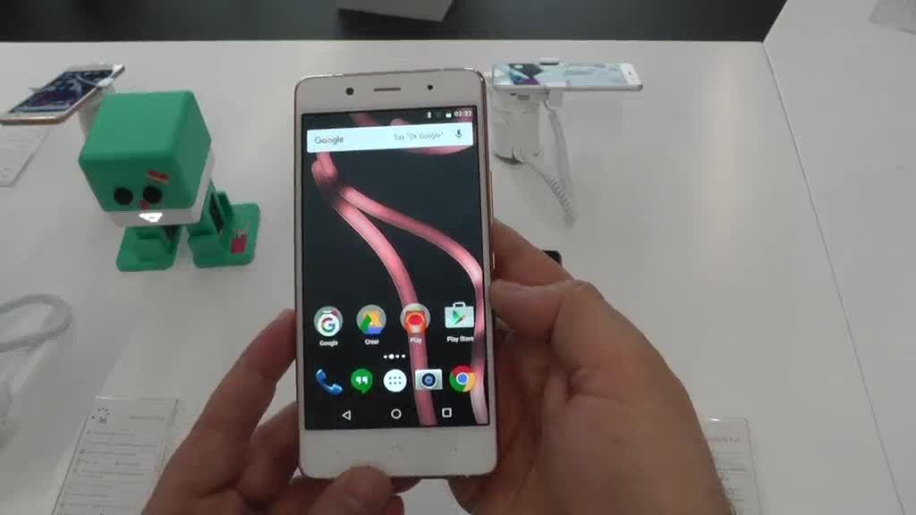 MWC 2016: il nuovo smartphone BQ Aquaris X5 Plus