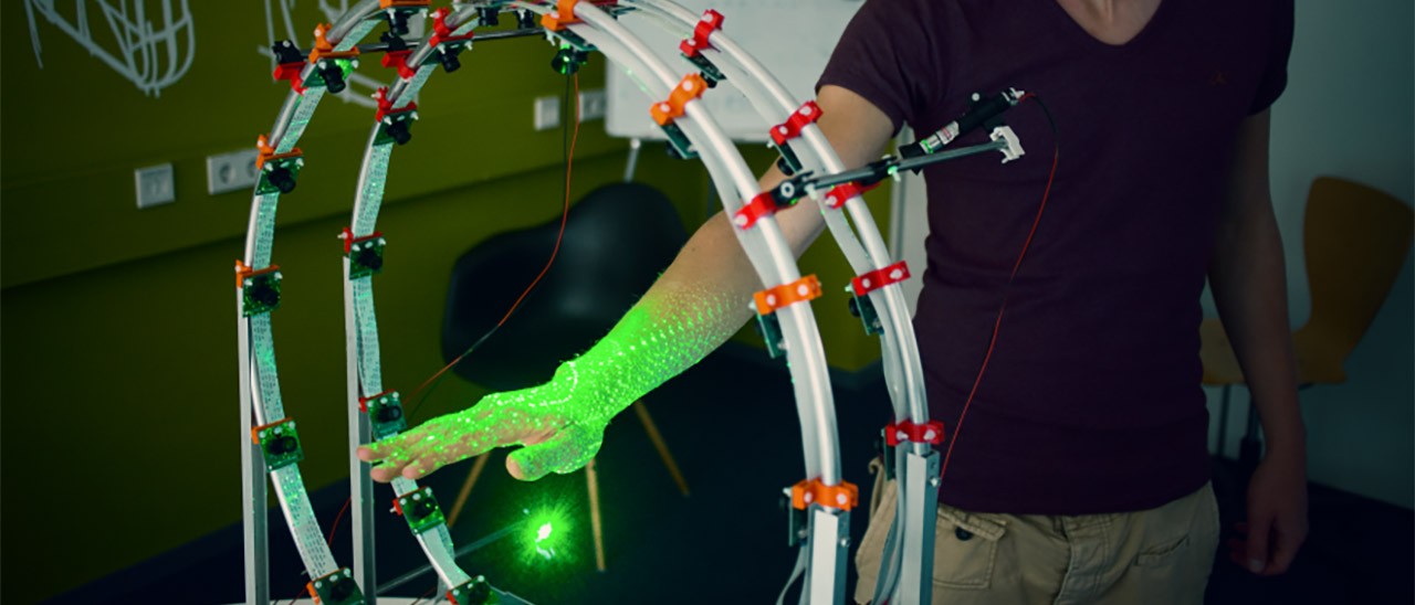 Curatio: uno scanner 3D per le mani