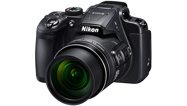 Nikon Coolpix B700