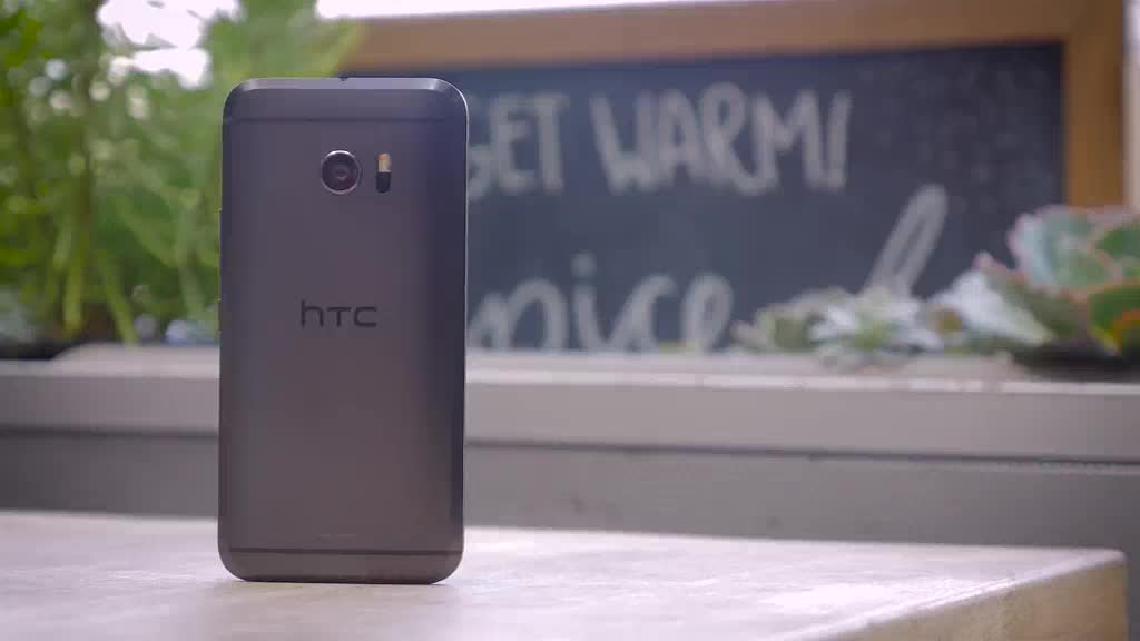 Il nuovo smartphone top di gamma HTC 10